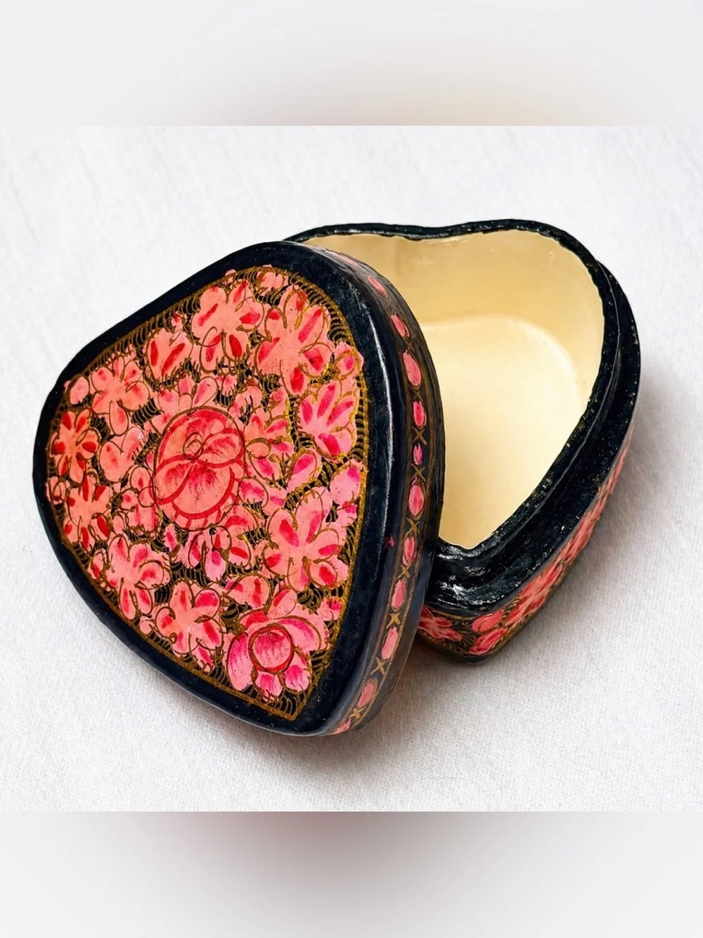 Vintage Hand-Painted Floral Heart Trinket Box in Pink and Black - Picture 1 of 8